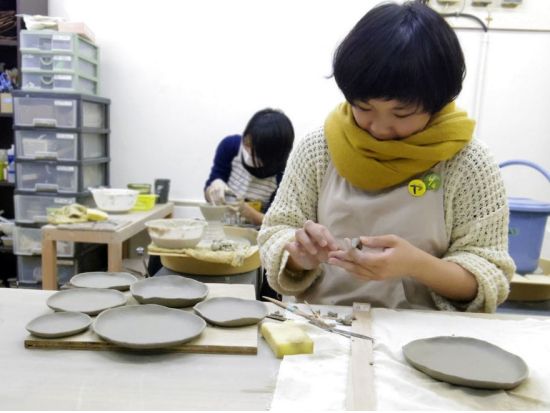 陶器アクセサリー作り体験　ネックレス・指輪・イヤリングなどからお好きな5作品制作可能！＜港区・芝公園駅より徒歩6分＞by うづまこ陶芸教室