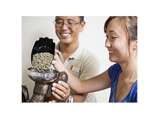 ハワイ島　生焙煎体験ツアー　世界で1つのオリジナルコナコーヒーをつくろう＜午前・午後／日本語ガイド＞by UCCハワイ