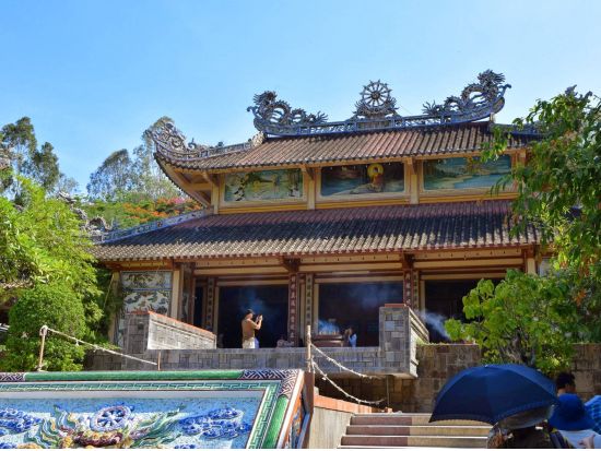 ニャチャン市内観光＋泥温泉体験ツアー　嬉しいオイルマッサージ付き＜現地ガイド 日本語可／ローカルベトナム料理ランチ／ニャチャン発＞