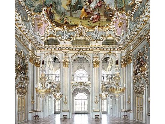 【プライベートツアー】 ニンフェンブルク城とミュンヘン市内ツアー＜半日／ガイド＋車貸切／日本語＞by [みゅう]