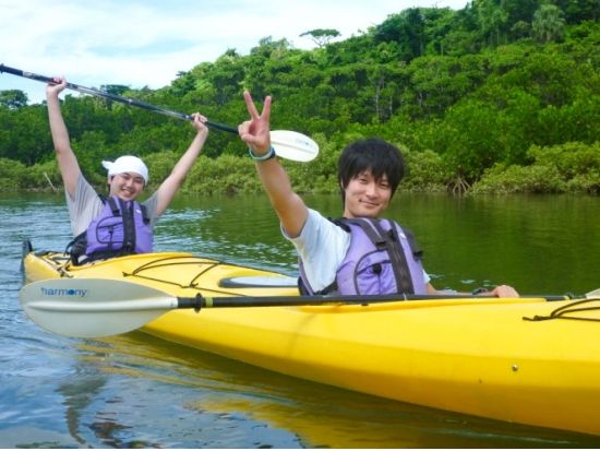 マングローブカヌー+キャニオニングツアー　暑ければ暑いほど楽しい！亜熱帯の川を満喫！＜5～9月／上原港または西部地区ホテル無料送迎／西表島＞