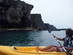 Kayaking along the Manza Cape