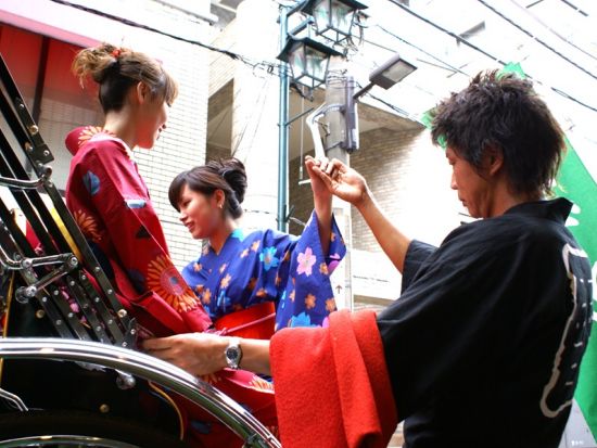 人力車貸切ツアー 60分プラン 浅草神社＋今戸神社＋柳通り＋向島庭園 浅草の穴場観光コース＜ガイド付／浅草発＞by 東京力車