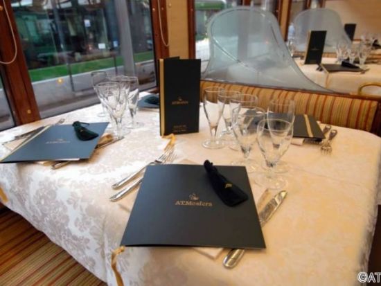 走るトラムで美食ディナー！アトモスフェラ・トラムで3コースディナー＜8席限定／日本語／夕食付き／ミラノ発＞by Max Harvest