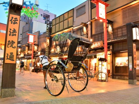 人力車観光 10～120分プラン 雷門＋二天門＋仲見世通り 王道＆浅草制覇まで選べる4コース＜ガイド付／浅草＞by えびす屋 浅草店