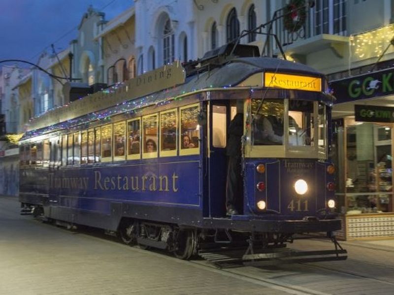 クライストチャーチ トラムウェイレストラン 4コースディナー ｜ニュージーランド(ニュージーランド）の観光・オプショナルツアー専門