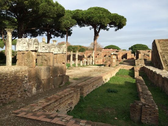 古代都市オスティア・アンティカ遺跡半日観光 プライベートツアー！＜貸切／日本語アシスタント／午前or午後＞by[みゅう]
