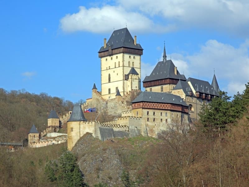 karlstejn castle czech republic sightseeing
