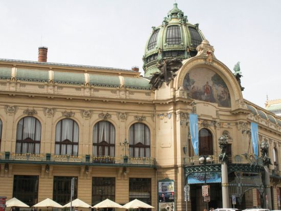 プラハ市内 半日観光ツアー　バスと徒歩で世界遺産都市をめぐる ＜英語ガイド／プラハ発＞