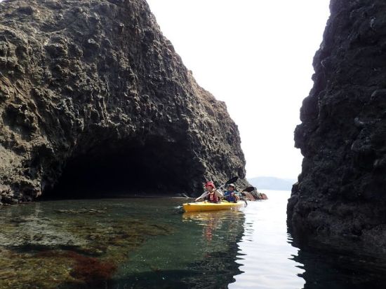湯浅湾シーカヤック・ツーリング！1名から催行OK 湯浅駅お迎え可＜1日／昼食付き／温泉入浴付き／和歌山＞by アイランドストリーム