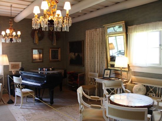 作曲家シベリウスの家を訪問！アイノラ・ツアー＜5～9月／日本語／ヘルシンキ発＞