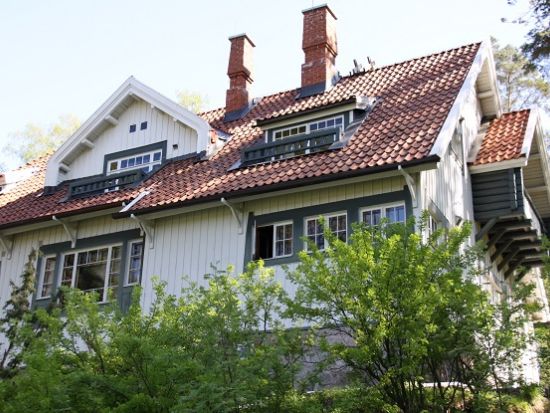 作曲家シベリウスの家を訪問！アイノラ・ツアー＜5～9月／日本語／ヘルシンキ発＞