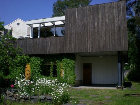 建築家アルヴァ・アアルトの作品を巡る！日本語ガイドツアー＜ヘルシンキ発＞