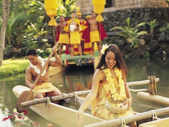 ポリネシア カルチャーセンター　4時間たっぷり自由に周れる！盛りだくさんのアクティビティ体験＆ハワイ最大の伝統ルアウショー＜送迎可／ビュッフェ付きプランあり＞