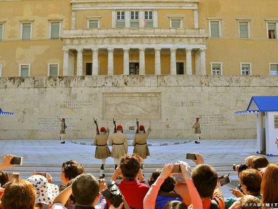世界遺産アクロポリスとアテネ市内ウォーキングツアー＜午前／アテネ発＞