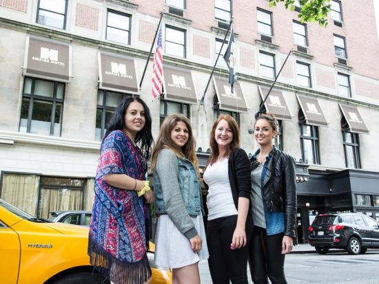 海外ドラマ『ゴシップガール』 ロケ地ツアー ＜英語ガイド＞