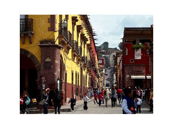 【魔法の町】サン・ミゲル・デ・アジェンデ＆ケレタロ観光ツアー＜混載／日本語ガイドor英語ガイド／メキシコシティ発＞