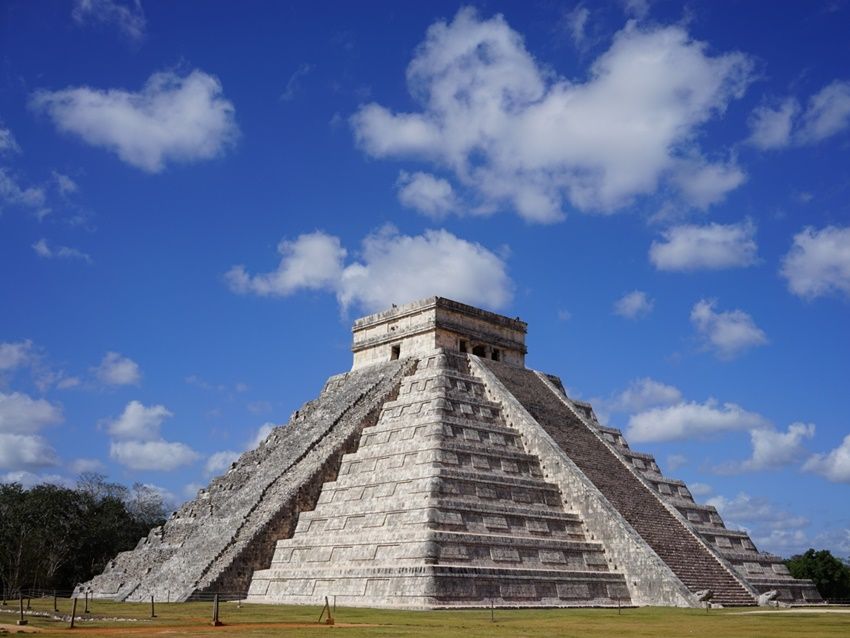 メキシコ 土産 オブジェ4点セット メキシコのピラミッド 石 彫刻 芸術品 メキシコ観光地周遊ツアー】10日間で人気7都市をめぐる絶景旅