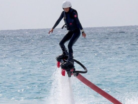 フライボード＆各種マリンスポーツを楽しめるお得なプランもあり＜名護市＞