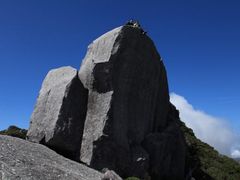 岩10
