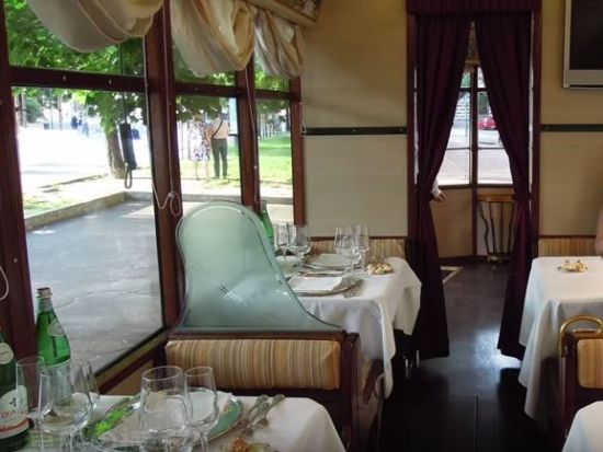 走るトラムで美食ディナー！アトモスフェラ・トラムで3コースディナー＜8席限定／日本語／夕食付き／ミラノ発＞by Max Harvest