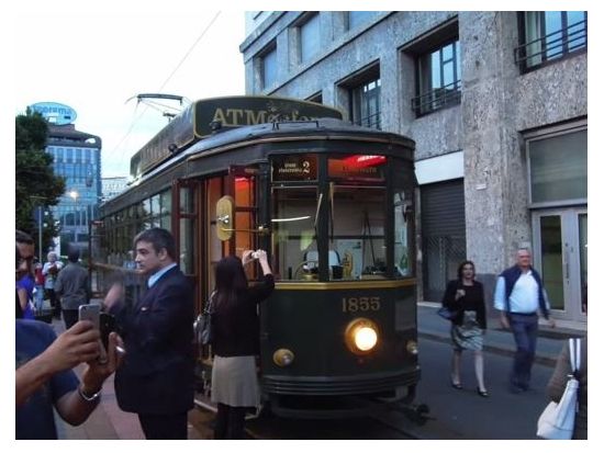 走るトラムで美食ディナー！アトモスフェラ・トラムで3コースディナー＜8席限定／日本語／夕食付き／ミラノ発＞by Max Harvest