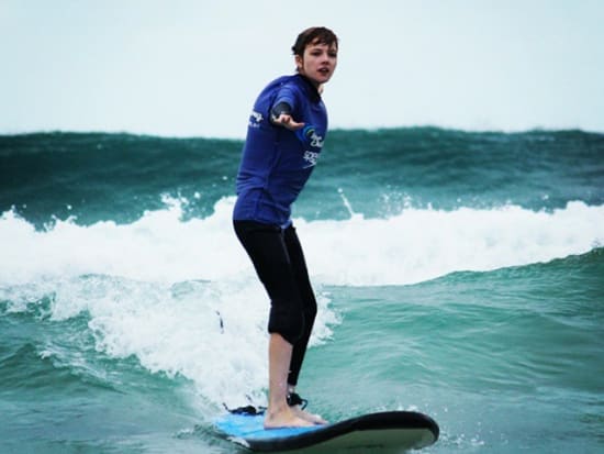 世界のボンダイビーチでサーフィンデビュー！ボンダイビーチ唯一の公認サーフィンスクール(Let's Go Surfing)☆ビギナー向け少人数制グループレッスン