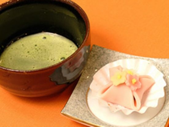 和菓子作り体験 上質なねりきり細工作り　お抹茶体験選択可＜2名～／阪急西京極駅よりお迎え可＞ by 八つ橋庵とししゅうやかた