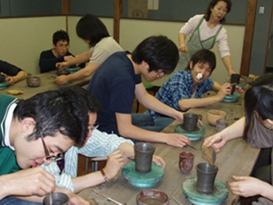 備前焼土ひねり教室　手づくり教室40年以上実績あり！登り窯の本格的な陶芸体験＜瀬戸内市＞