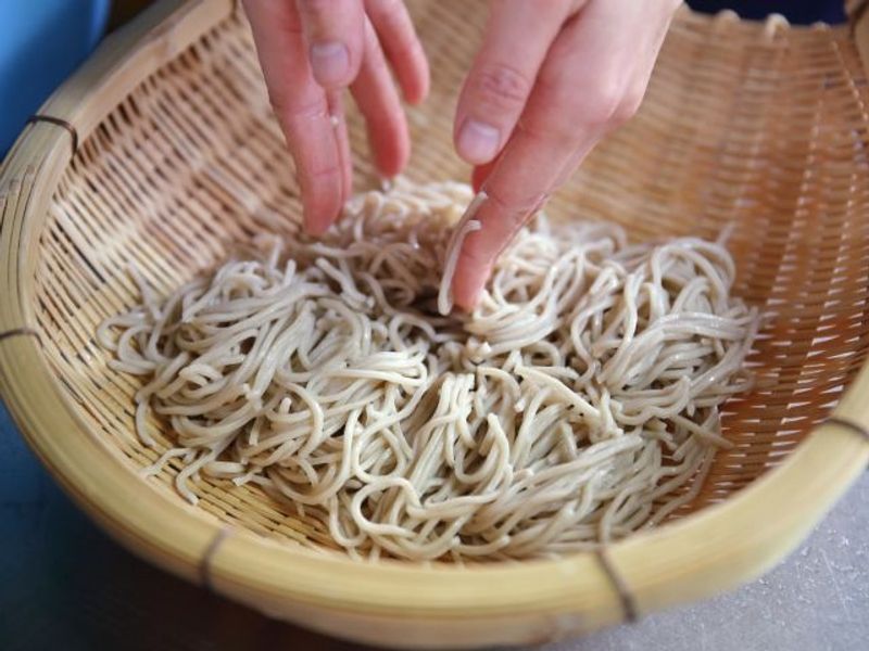 そば打ち体験 地元の食材を使った選べる食の体験 うどん打ち アップルパイ作り 漬物作りプランあり 1時間 たくみの里 農産加工の家 みなかみ 水上 みなかみ 猿ヶ京 法師の観光 遊び 体験 レジャー専門予約サイト Veltra ベルトラ そば打ち体験 地元の食材を使った選べる食の体験 うどん打ち アップルパイ作り 漬物作りプランあり 1時間 たくみの里 農産加工の家 みなかみ 水上 みなかみ 猿ヶ京 法師の観光 遊び 体験 レジャー専門予約サイト Veltra ベルトラ