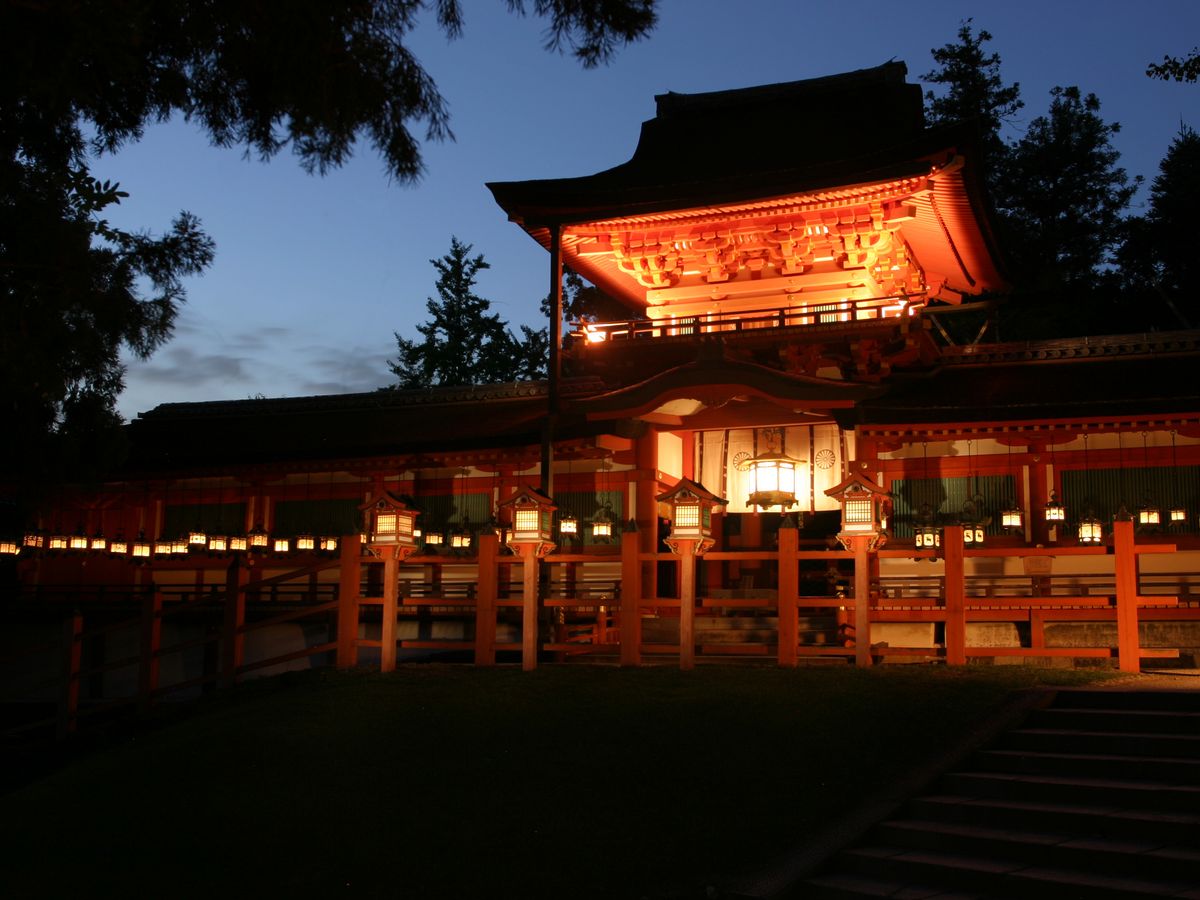 春日大社ガイドツアー 夜間拝観＋節分万燈籠体験＜2025年2月2日限定