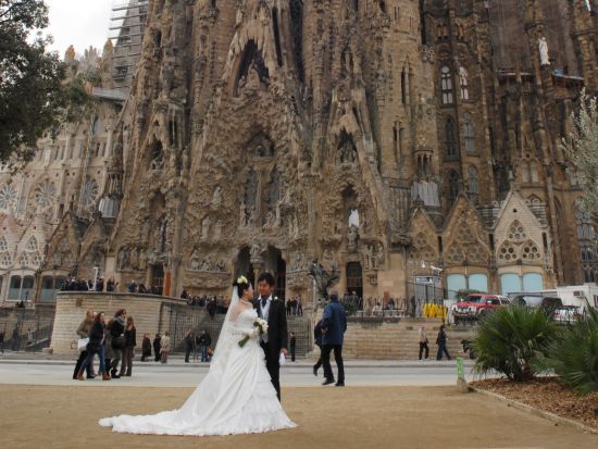 バルセロナ　アニバーサリーフォトパッケージ　結婚記念日の思い出をスペインで！＜日本語アシスタント付＞ by PSM