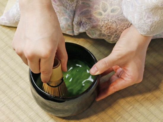 【茶道体験】気軽に楽しめる茶道体験でほっと一息！茶道＋生け花が一緒に楽しめるプランも有＜貸切・混載プラン有／金閣寺徒歩約1分＞by 茶道体験古都