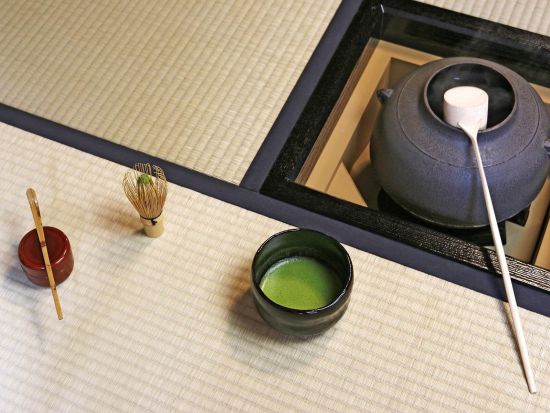 【茶道体験】気軽に楽しめる茶道体験でほっと一息！茶道＋生け花が一緒に楽しめるプランも有＜貸切・混載プラン有／金閣寺徒歩約1分＞by 茶道体験古都