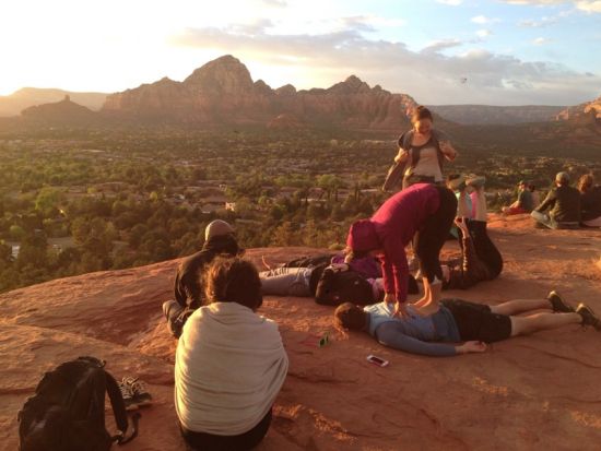 ボルテックス観光 エアポートメサでサンセット鑑賞ツアー＜日本語ガイド＞