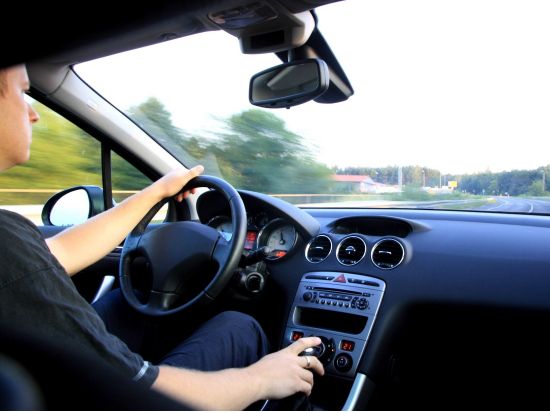 【日本語ガイド付き貸切チャーター】気軽に3時間から利用できる☆専用車＆日本語ガイド手配＜3時間から1時間単位で手配可／1～42名／メトロマニラ内＞