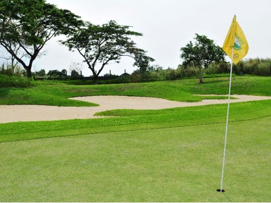 ゴルフ場予約　ジャック・ニクラウス設計の名門コース☆シャーウッドヒルズ・ゴルフクラブ＜ホテル送迎付き／日本語ガイド同行＞