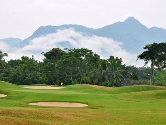 ゴルフ場予約　フィリピンオープン開催の名門☆マウントマララヤット・ゴルフ＆カントリークラブ＜ホテル送迎付き／日本語ガイド同行＞