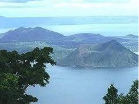 マニラ郊外ツアー　絶景が広がるフィリピン随一の観光地☆タガイタイ観光ツアー＜1日／ホテル送迎付き／日本語ガイド／貸切プラン有＞