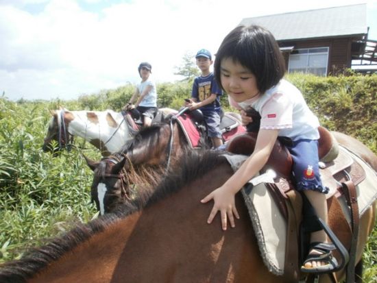 【子供乗馬スクール】お得な乗馬プラン 馬と仲良くなりたい方にもおすすめ！＜1時間×4回／大分市＞by Moon River Horse