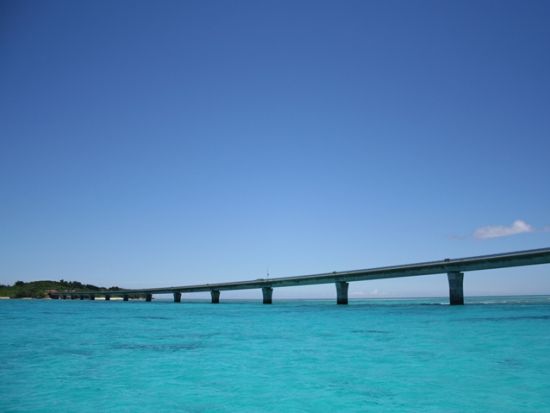 貸切観光タクシー　三大大橋＋宮古諸島めぐり　3島または5島から選択！  昼食付プランあり＜5.5時間／7.5時間／1～4名／宮古島内ホテル・空港送迎可／宮古島＞