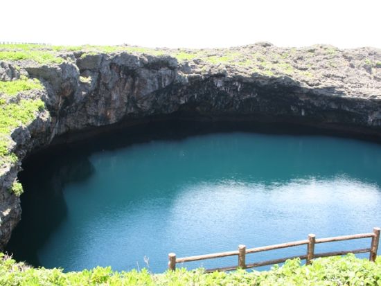 貸切観光タクシー　三大大橋＋宮古諸島めぐり　3島または5島から選択！  昼食付プランあり＜5.5時間／7.5時間／1～4名／宮古島内ホテル・空港送迎可／宮古島＞