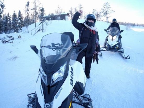 スノーモービル体験ツアー　お試し操縦体験付き ＜11～4月／日本語または英語ガイド＞