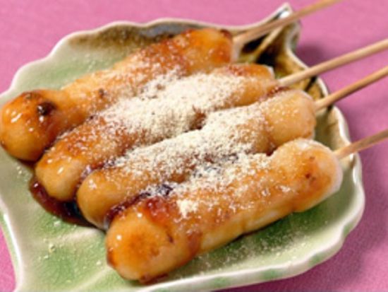 みたらし団子づくり体験　京都発祥のコクのあるみたらし団子を生地から作る！＜お団子3本／2名～／阪急西京極駅よりお迎え可＞ by 八つ橋庵とししゅうやかた