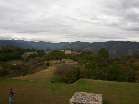ミスコ・ビエホ遺跡観光ツアー＜日本語または英語ガイド／グアテマラシティ発＞