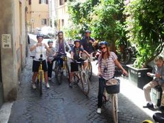 Rome-Bike-Tour-Colosseum (1)