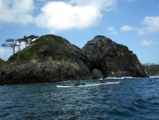 出島シーカヤックツアー 御前湾・出島を海から巡る旅＜女川町＞