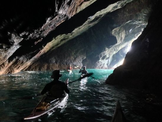 出島シーカヤックツアー 御前湾・出島を海から巡る旅＜女川町＞