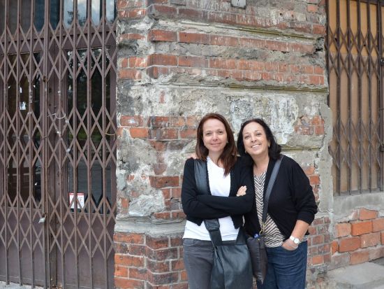 ポルスキ・フィアット125pで行く！「戦場のピアニスト」のロケ地も訪ねる　ユダヤの歴史を探るプライベートツアー＜英語／ワルシャワ発＞