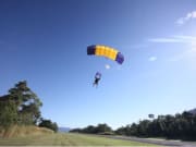 skydiving parachute soft landing wollongong